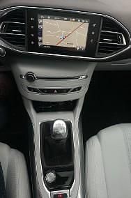 Używany Peugeot 308 115 KM (84 kW) 2013 Hatchback