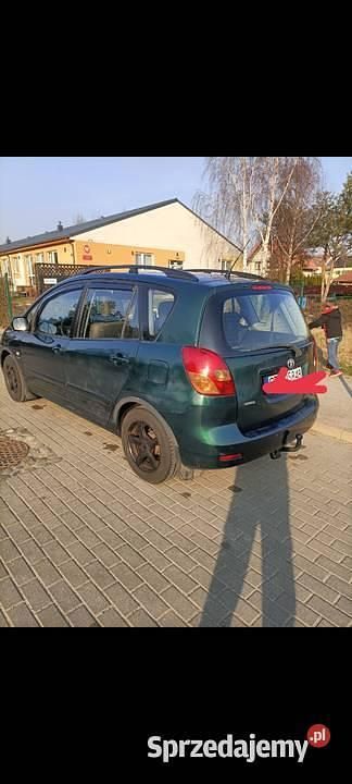 Zielony Używany 2004 Toyota Corolla Verso Minivan | 7900 zł (Dobra cena) - Obraz 1/4
