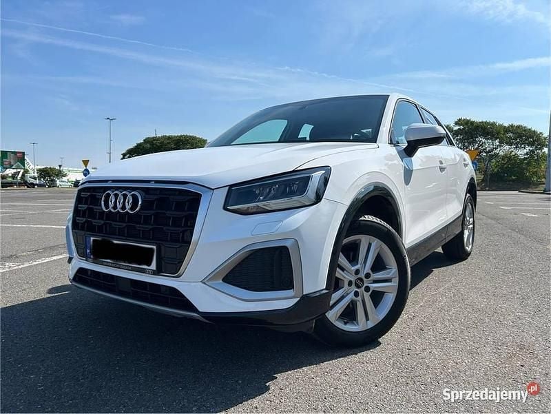 Biały Używany 2023 Audi Q2 SUV | 103 700 zł - Obraz 1/4