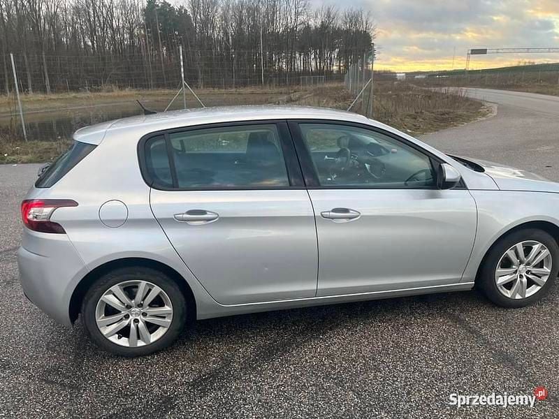 Używany 2016 Peugeot 308 | 36 800 zł (Uczciwa cena) - Obraz 1/4
