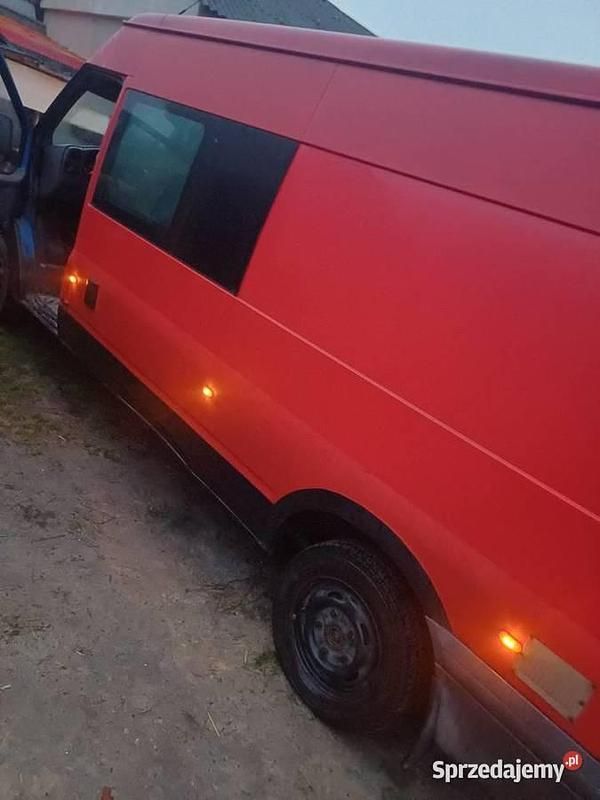 Używany Ford Transit 2005 Czerwony