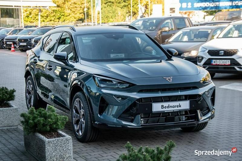Nowe Cupra Formentor 2026 Niebieski SUV