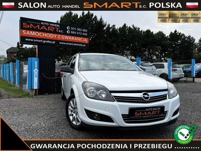 Biały Używany 2010 Opel Astra Kombi | 15 900 zł (Uczciwa cena) - Obraz 1/4