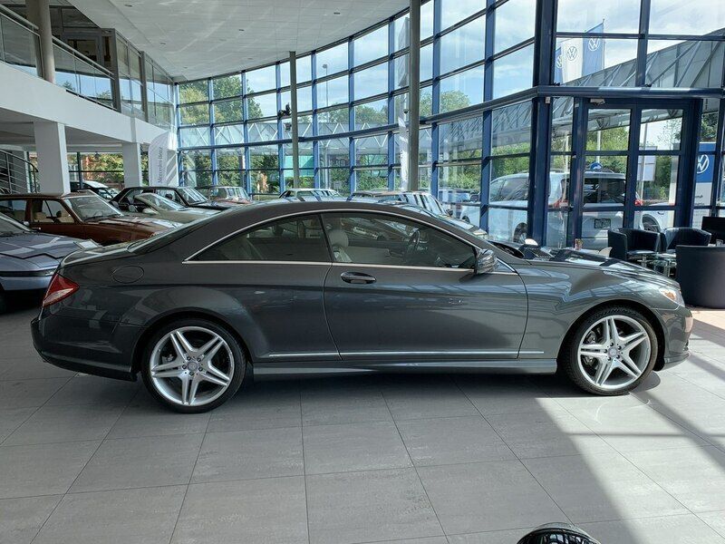 Używany Mercedes CL500 388 KM (285 kW) 2010 Szary Coupe