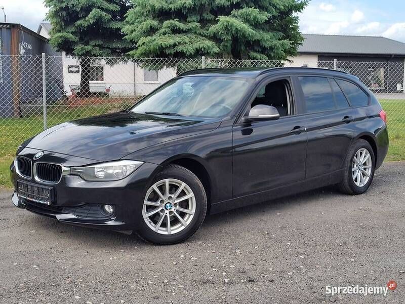Czarny Używany 2014 BMW 316 Kombi | 33 900 zł - Obraz 1/4