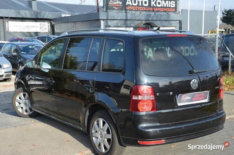 Używany 2010 VW Touran Minivan | 19 900 zł (Uczciwa cena) - Obraz 1/4