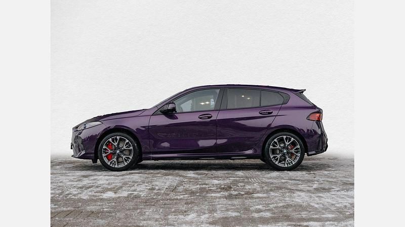 Używany BMW 123 Shadowline 204 KM (150 kW) 2026 Thundernight metalizowany Hatchback