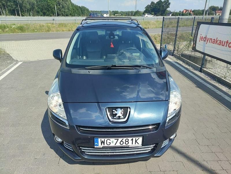 Używany Peugeot 5008 150 KM (110 kW) 2012 Granatowy Minivan
