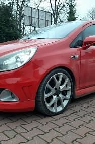 Używany Opel Corsa OPC 192 KM (141 kW) 2007 Czerwony Hatchback