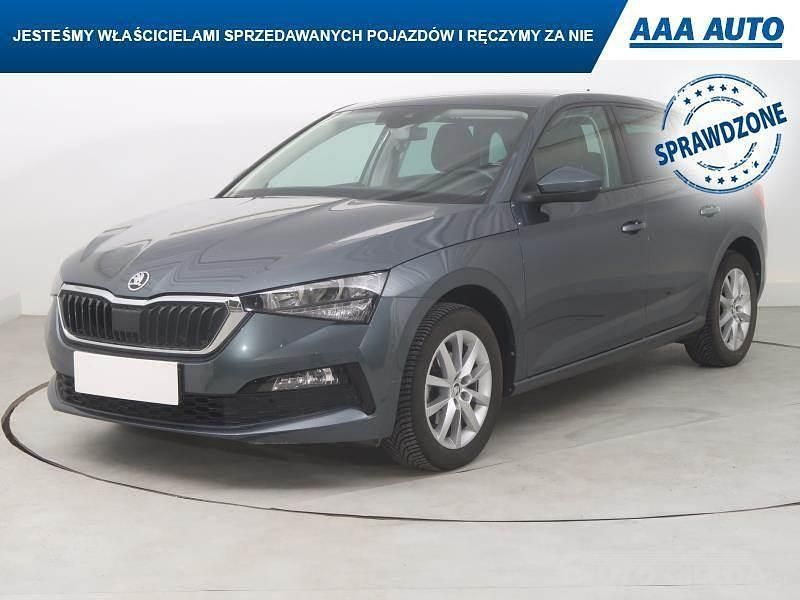 Używany Skoda Scala 2019 Szary Hatchback