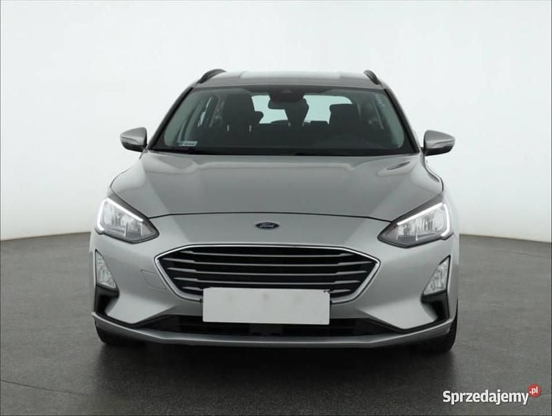 Srebrny Używany 2019 Ford Focus Kombi | 34 999 zł (Uczciwa cena) - Obraz 1/4