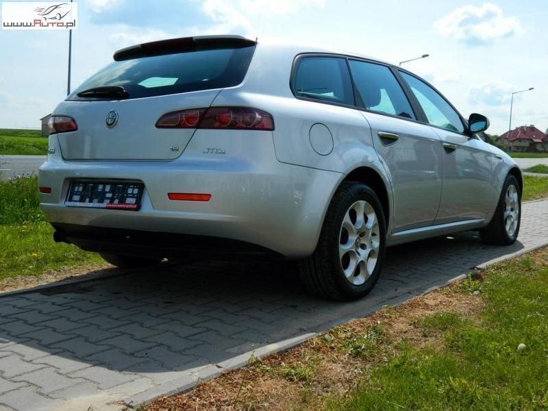Używany Alfa Romeo 159 150 KM (110 kW) 2008 Srebrny Sedan/Limuzyna