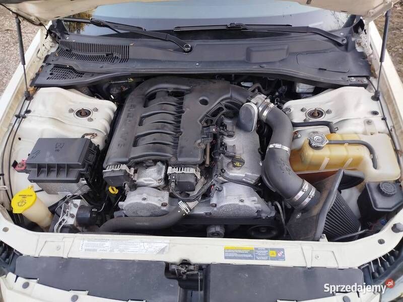Biały Używany 2005 Dodge Magnum Kombi | 22 000 zł - Obraz 1/4