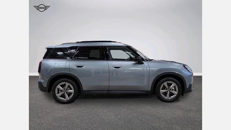 Używany Mini Countryman 150 KM (110 kW) 2024 Smokey green metalizowany SUV