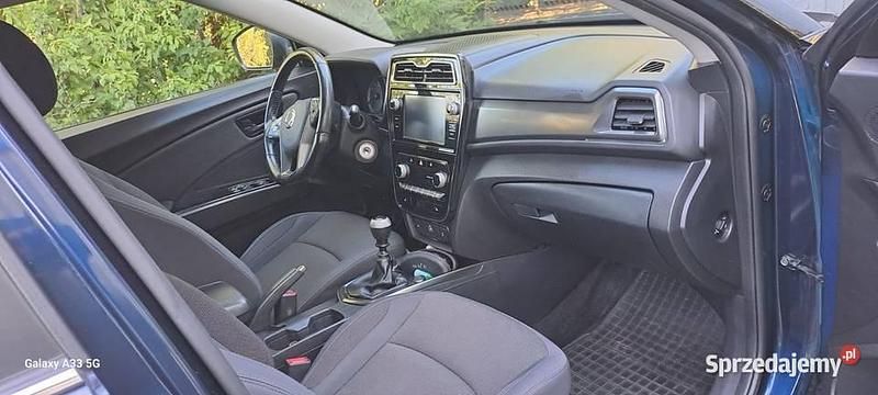 Używany Ssangyong (KGM) Tivoli Quartz 163 KM (119 kW) 2021 Inny kolor SUV