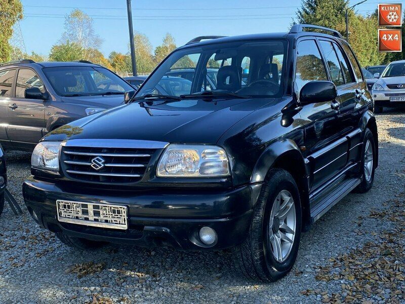 Czarny Używany 2005 Suzuki Grand Vitara SUV | 28 900 zł - Obraz 1/4