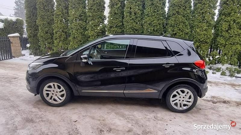 Używany Renault Captur 120 KM (88 kW) 2014 Czarny (metalik) SUV