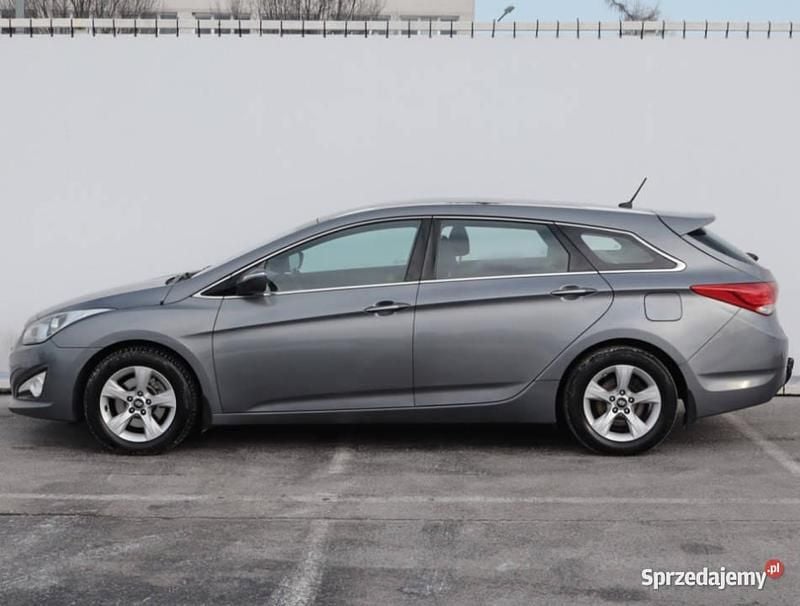 Używany Hyundai i40 2014 Szary Kombi
