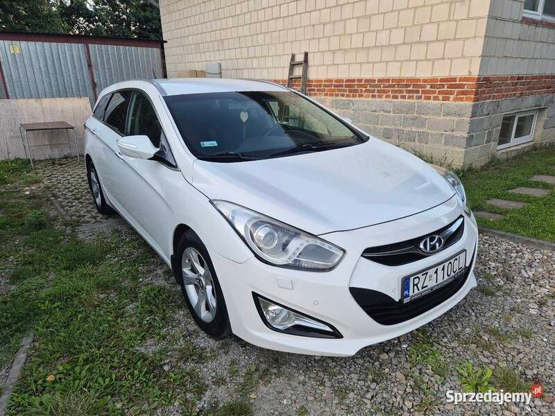 Używany 2013 Hyundai i40 | 26 000 zł (Dość drogi) - Obraz 1/4