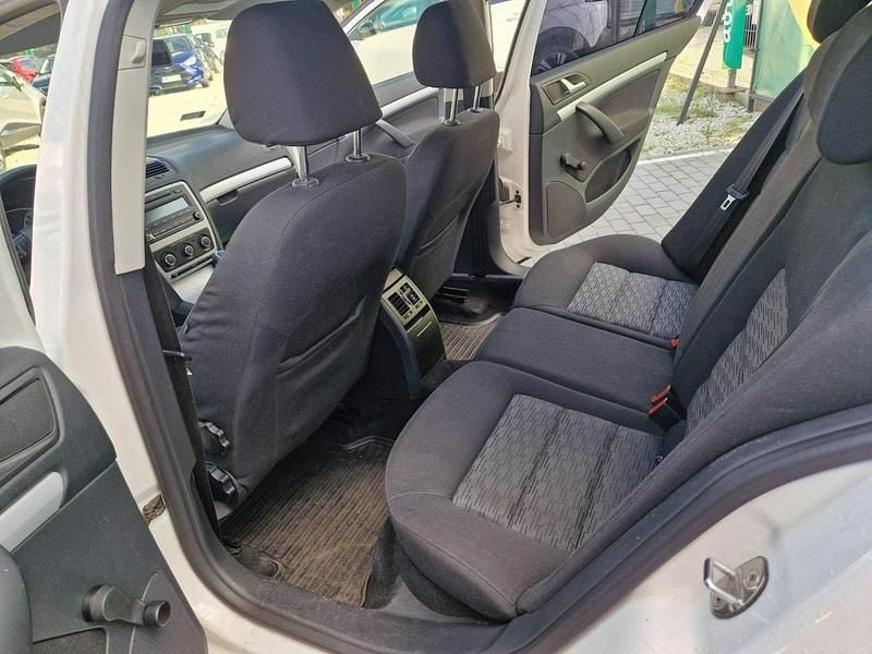 Używany Skoda Octavia 104 KM (76 kW) 2011 Biały Kombi