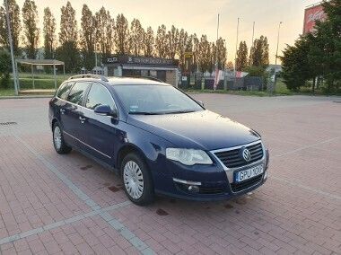 Granatowy Używany 2007 VW Passat Comfortline Kombi | 5500 zł (Dobra cena) - Obraz 1/4