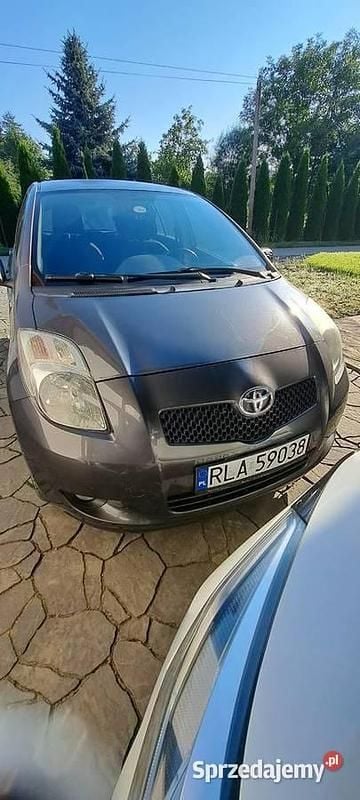 Grafitowy Używany 2007 Toyota Yaris Hatchback | 11 000 zł (Uczciwa cena) - Obraz 1/4