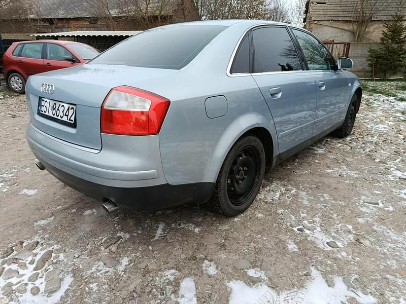 Używany Audi A4 2002 Niebieski Sedan/Limuzyna