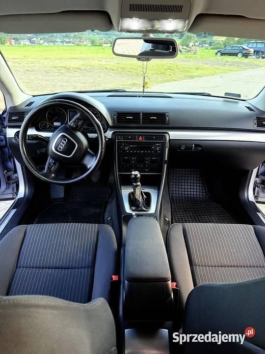 Używany Audi A4 140 KM (102 kW) 2005 Szary Kombi