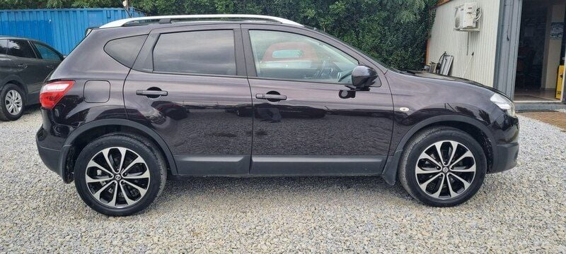 Bordowy Używany 2012 Nissan Qashqai 360º SUV | 45 900 zł (Dość drogi) - Obraz 1/4