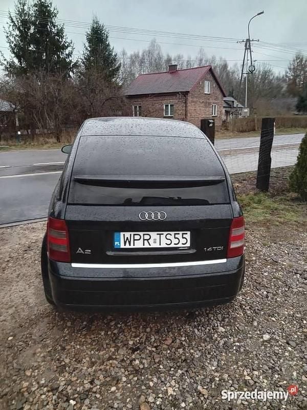 Czarny Używany 2002 Audi A2 Hatchback | 5999 zł (Uczciwa cena) - Obraz 1/4