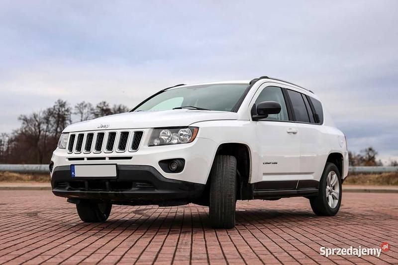 Biały Używany 2017 Jeep Compass SUV | 65 800 zł (Dość drogi) - Obraz 1/4