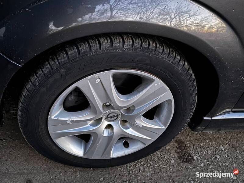Używany 2008 Opel Zafira Minivan | 11 000 zł (Uczciwa cena) - Obraz 1/4