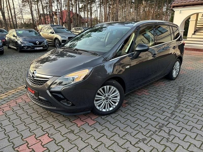 Używany Opel Zafira 140 KM (102 kW) 2014 Szary Minivan