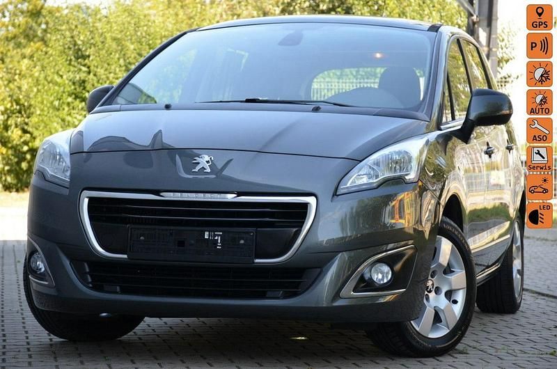 Szary Używany 2014 Peugeot 5008 Minivan | 24 700 zł - Obraz 1/4