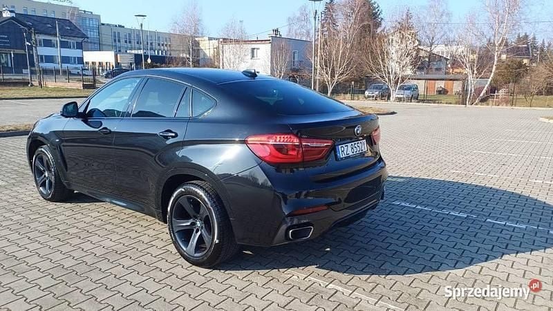 Czarny Używany 2017 BMW X6 Shadowline SUV | 110 000 zł (Uczciwa cena) - Obraz 1/4