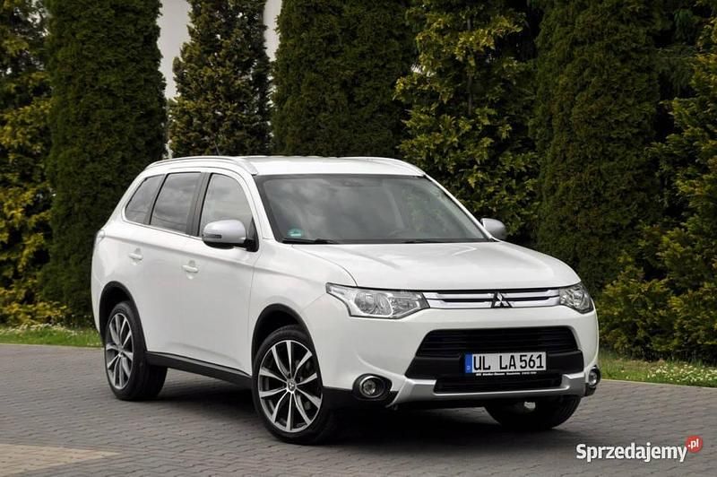 Biały Używany 2014 Mitsubishi Outlander SUV | 37 900 zł (Uczciwa cena) - Obraz 1/4