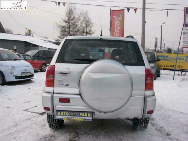Używany Toyota RAV4 164 KM (120 kW) 2003 Srebrny (metalik) SUV