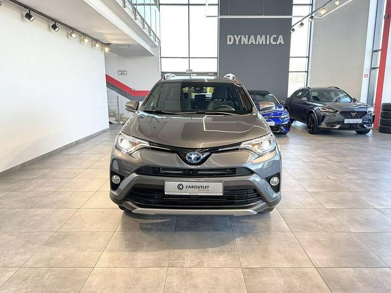 Używany Toyota RAV4 2017 Szary SUV