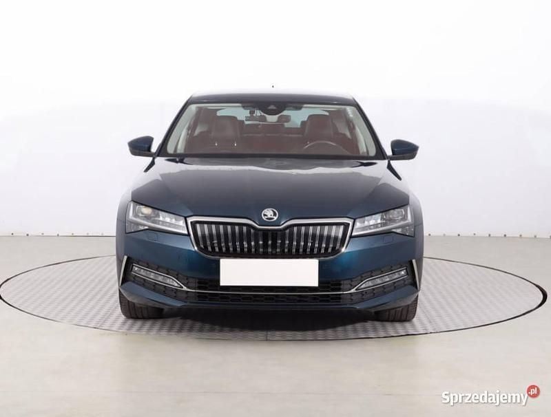 Niebieski Używany 2019 Skoda Superb Hatchback | 94 999 zł (Uczciwa cena) - Obraz 1/4