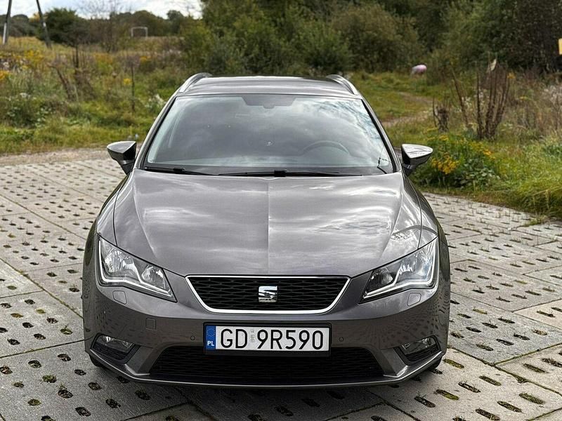 Szary Używany 2014 Seat Leon ST Kombi | 28 900 zł (Uczciwa cena) - Obraz 1/4