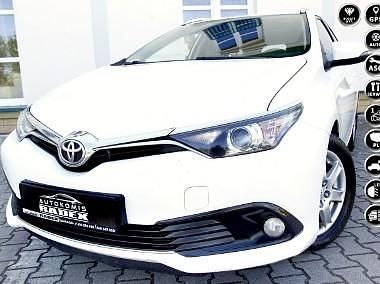 Biały Używany 2017 Toyota Auris Kombi | 33 999 zł (Dobra cena) - Obraz 1/4