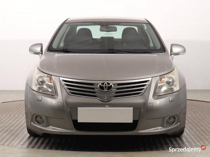 Srebrny Używany 2009 Toyota Avensis Sedan/Limuzyna | 20 999 zł (Dobra cena) - Obraz 1/4