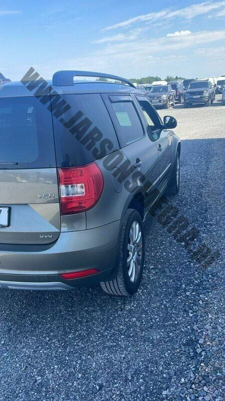 Używany Skoda Yeti 110 KM (80 kW) 2015 Zielony SUV