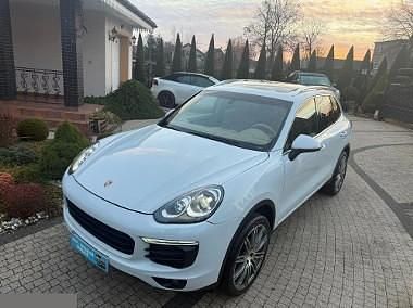 Biały Używany 2017 Porsche Cayenne SUV | 89 900 zł (Super Cena) - Obraz 1/4
