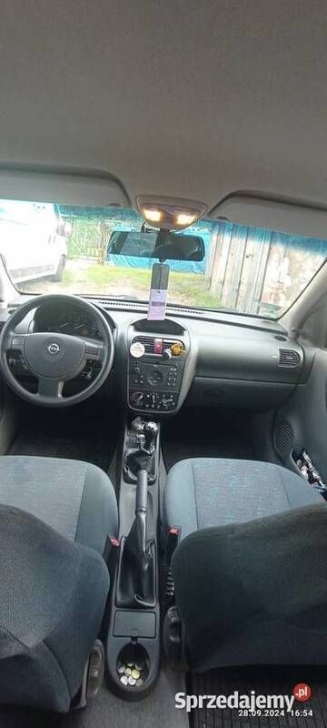 Niebieski Używany 2001 Opel Corsa Hatchback | 1500 zł (Dobra cena) - Obraz 1/4