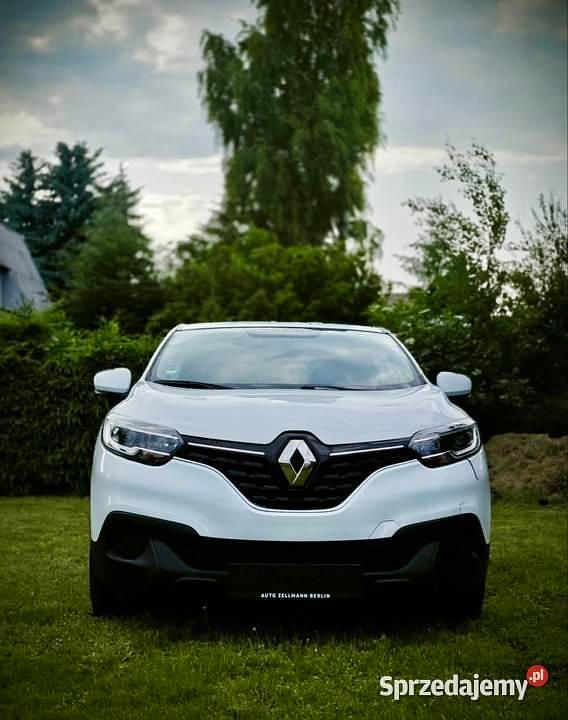 Biały Używany 2017 Renault Kadjar SUV | 38 900 zł (Super Cena) - Obraz 1/4