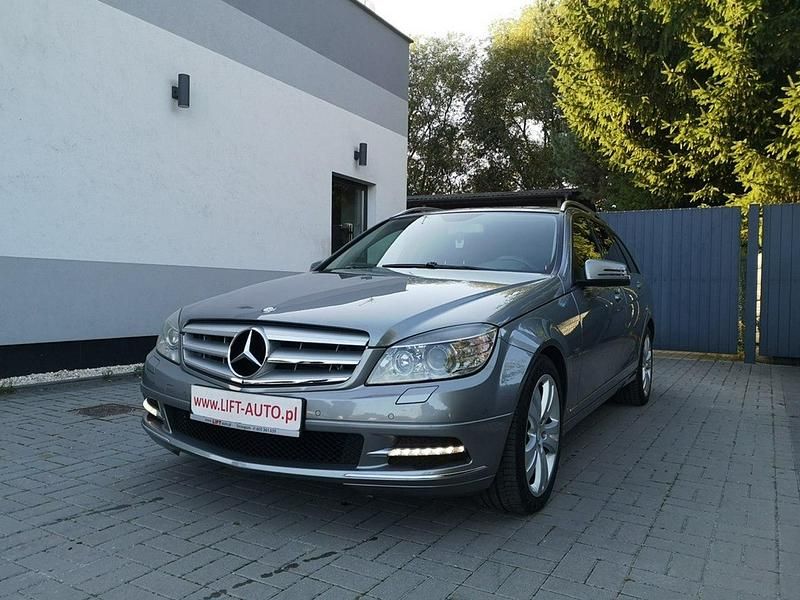 Srebrny Używany 2010 Mercedes C250 Avantgarde Kombi | 29 900 zł - Obraz 1/4