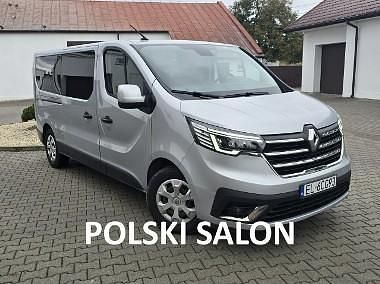 Używany Renault Trafic 110 KM (80 kW) 2021 Srebrny Minivan