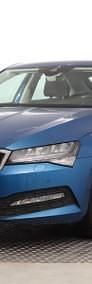 Używany Skoda Superb 150 KM (110 kW) 2022 Niebieski Sedan/Limuzyna