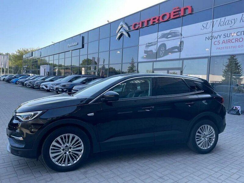 Używany Opel Grandland X 130 KM (95 kW) 2020 Czarny SUV